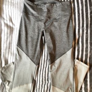 Old Navy 3 Tone Athletic Legging